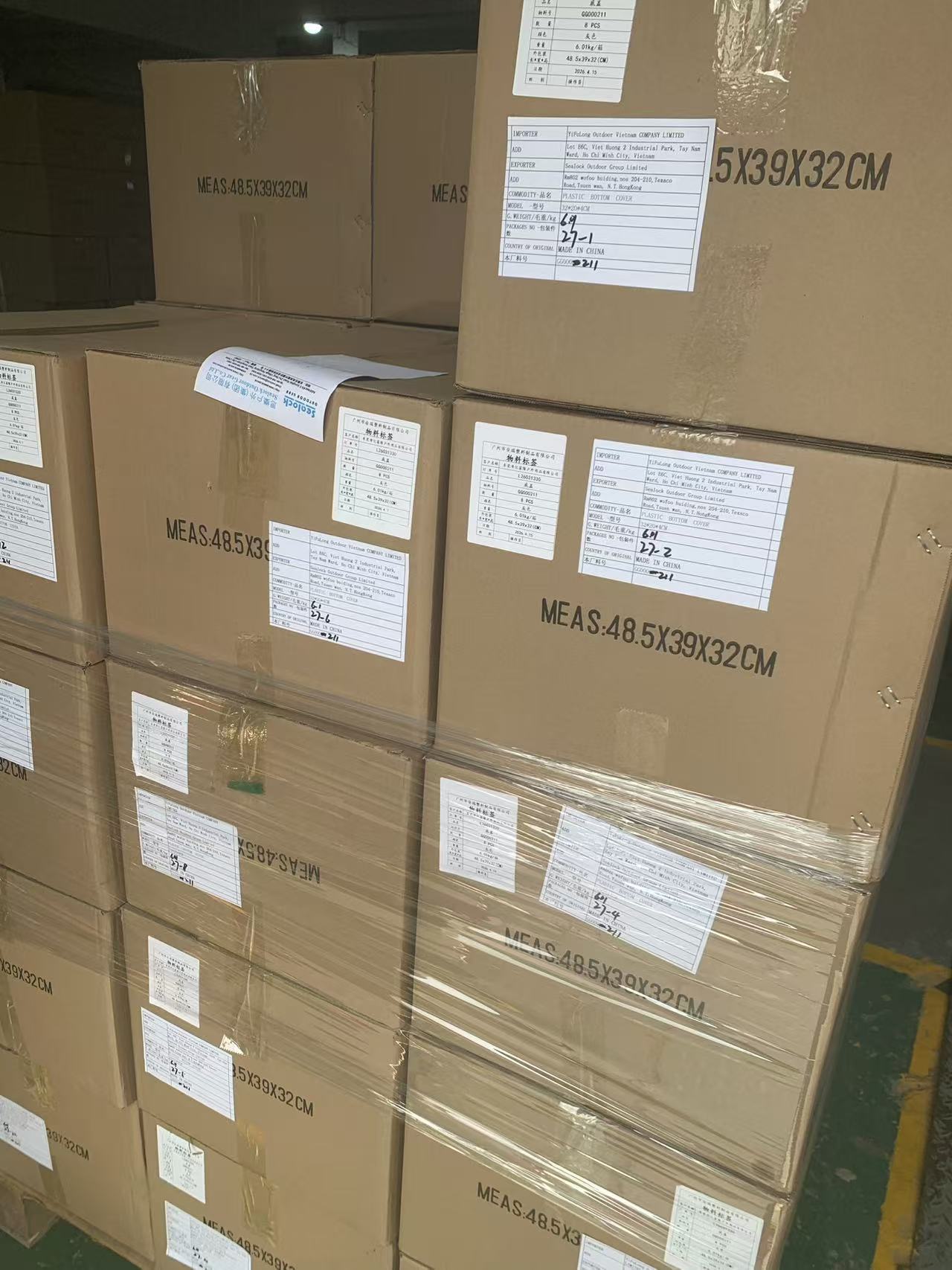 Sealock Shipment Picture of 50,000 Cooler Bags Sealock Shipment Picture of 50,000 Cooler Bags